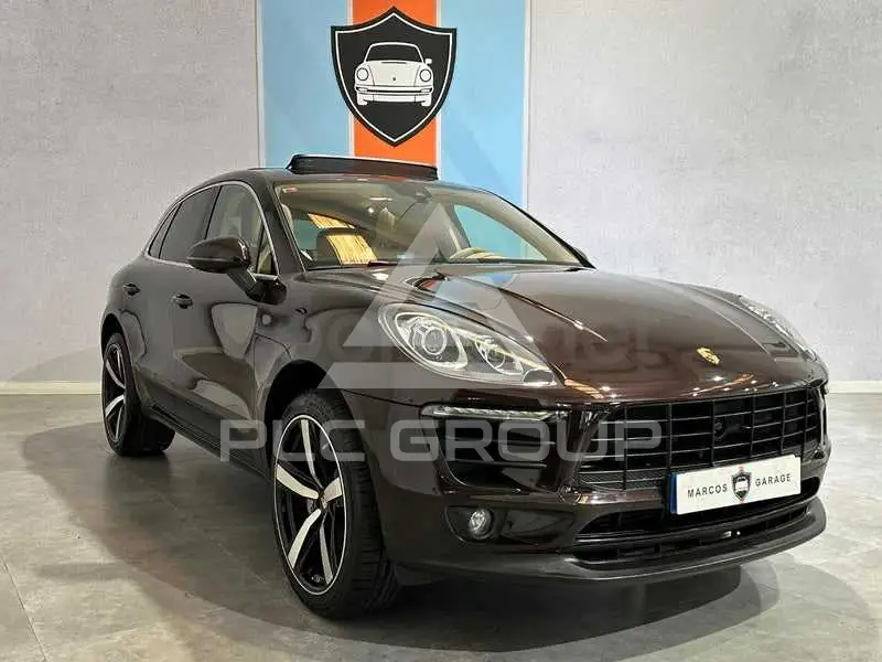 2016 Porsche MACAN