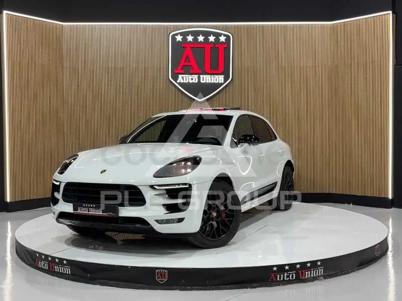 2016 Porsche MACAN