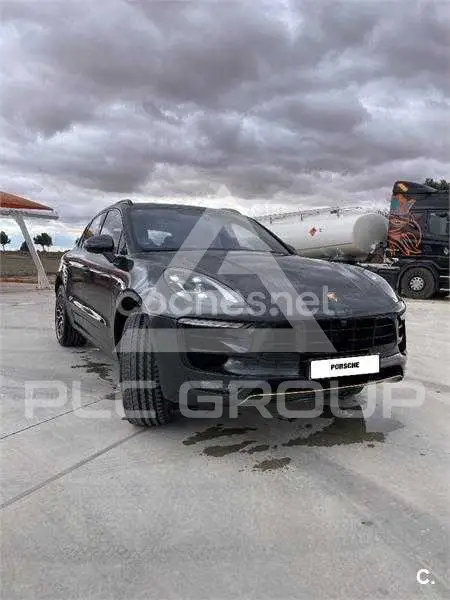 2016 Porsche MACAN