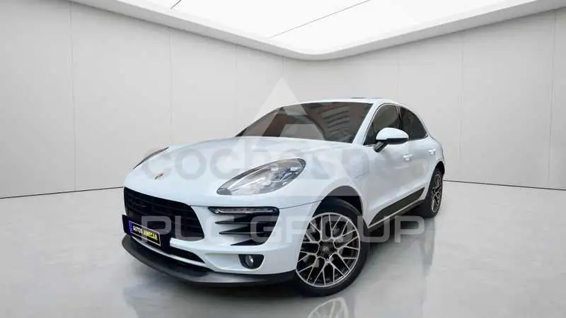 2016 Porsche MACAN