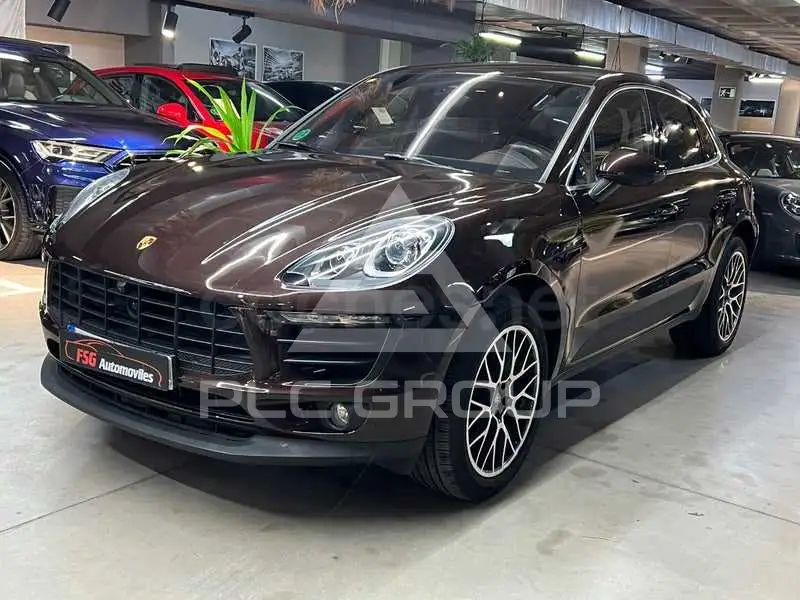 2016 Porsche MACAN