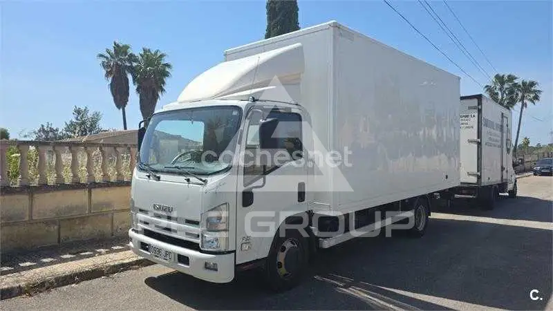 2016 Isuzu 
