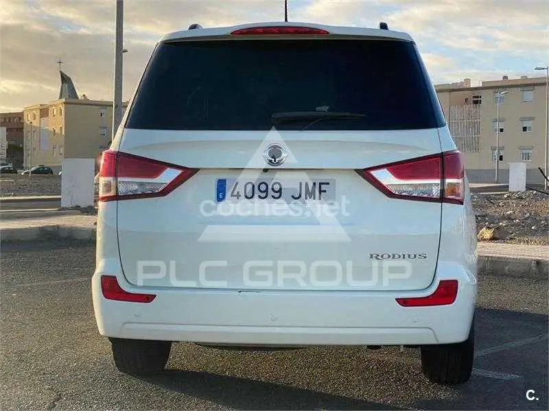 2016 Ssangyong Rodius