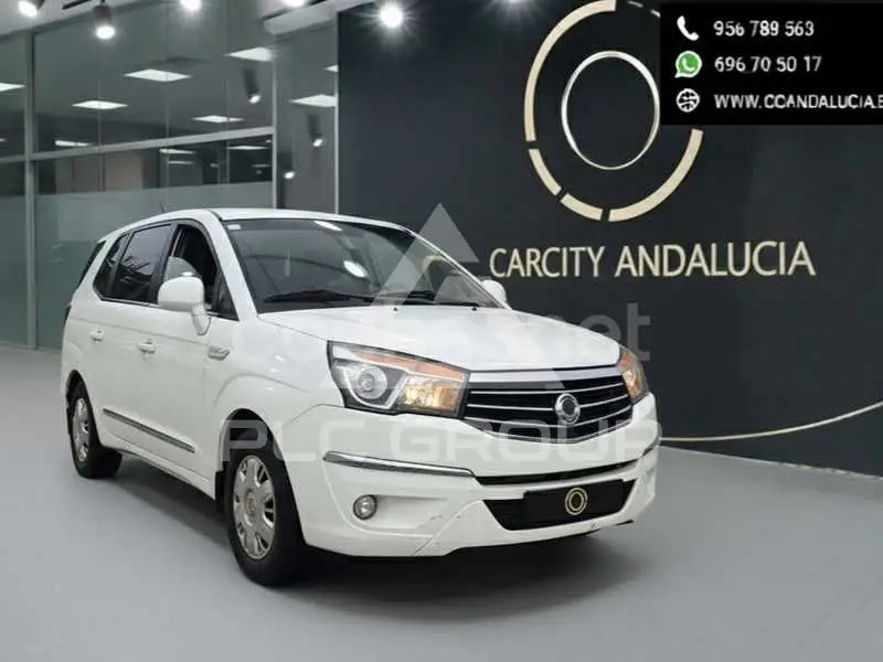 2016 Ssangyong Rodius