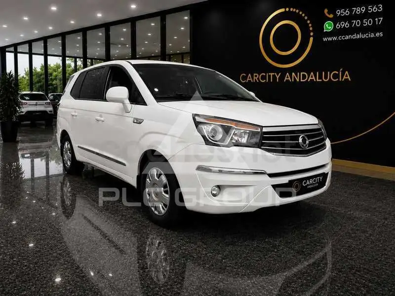 2016 Ssangyong Rodius
