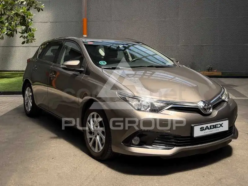 2016 Toyota AURIS