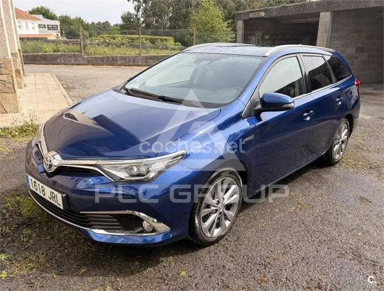 2016 Toyota AURIS