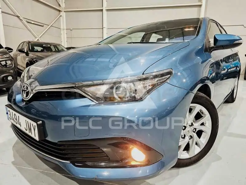 2016 Toyota AURIS