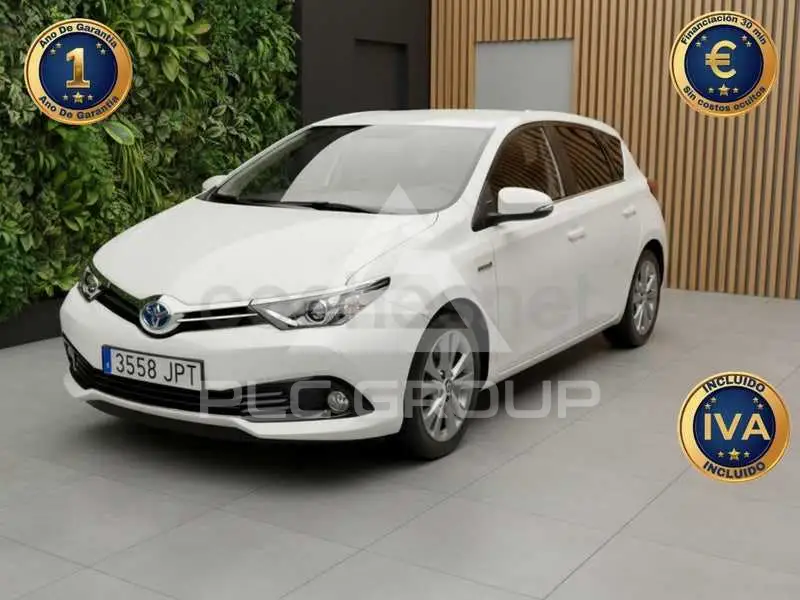 2016 Toyota AURIS