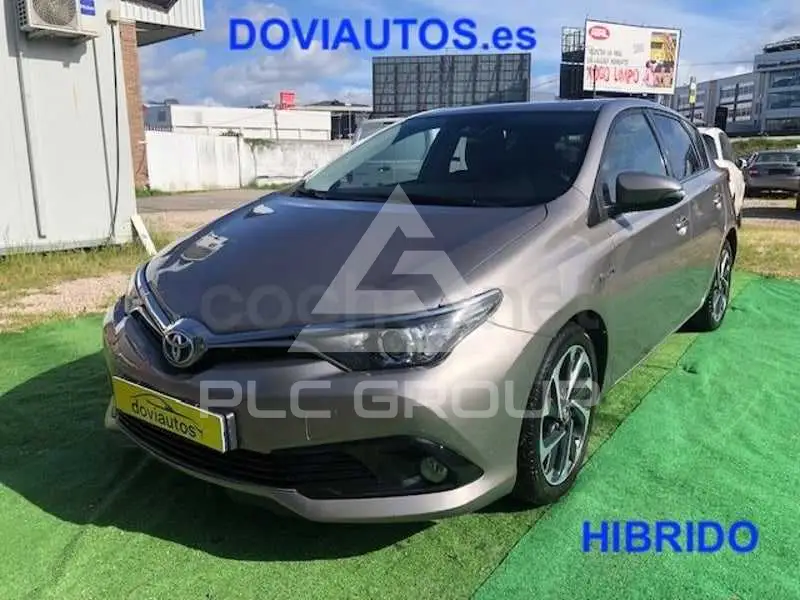 2016 Toyota AURIS