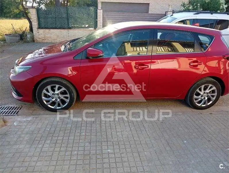 2016 Toyota AURIS