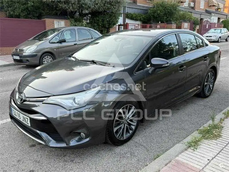 2016 Toyota Avensis