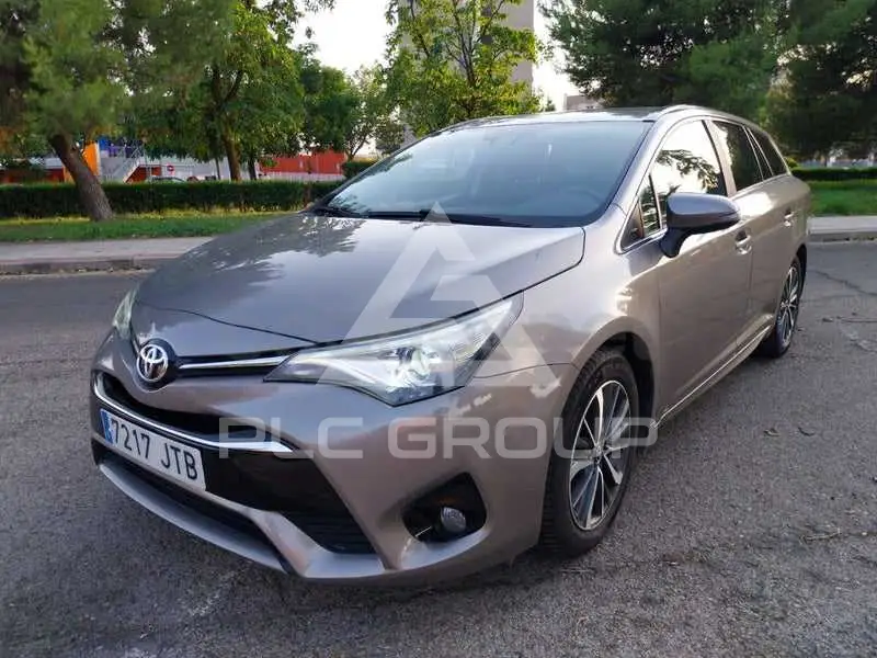 2016 Toyota Avensis