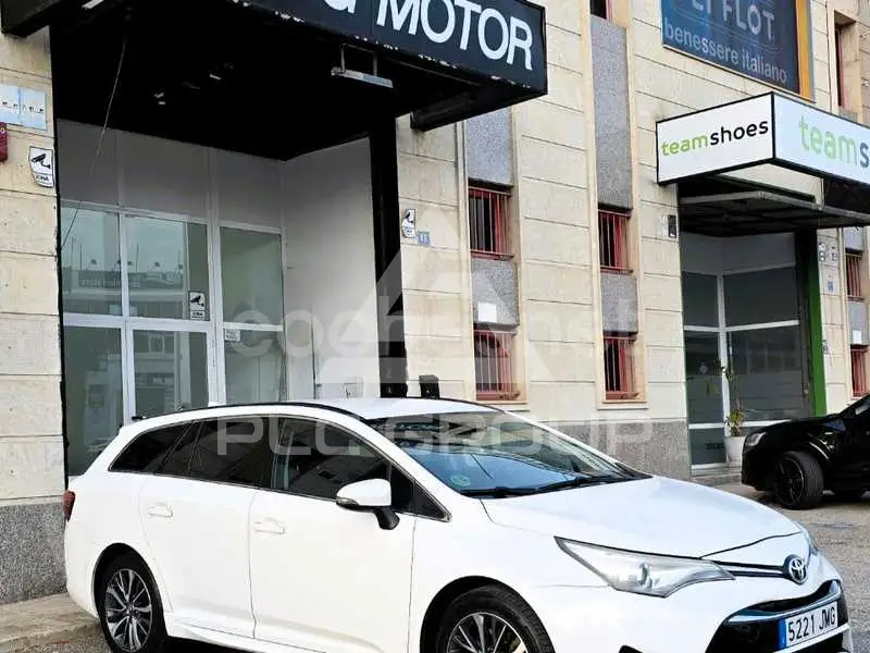 2016 Toyota Avensis