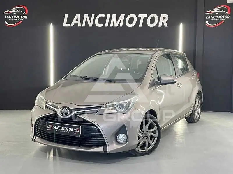 2016 Toyota YARIS