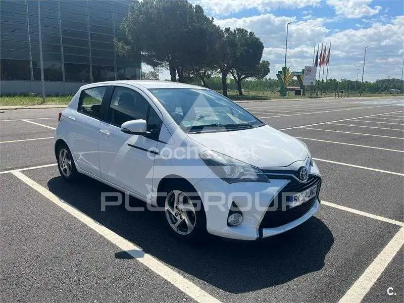 2016 Toyota YARIS
