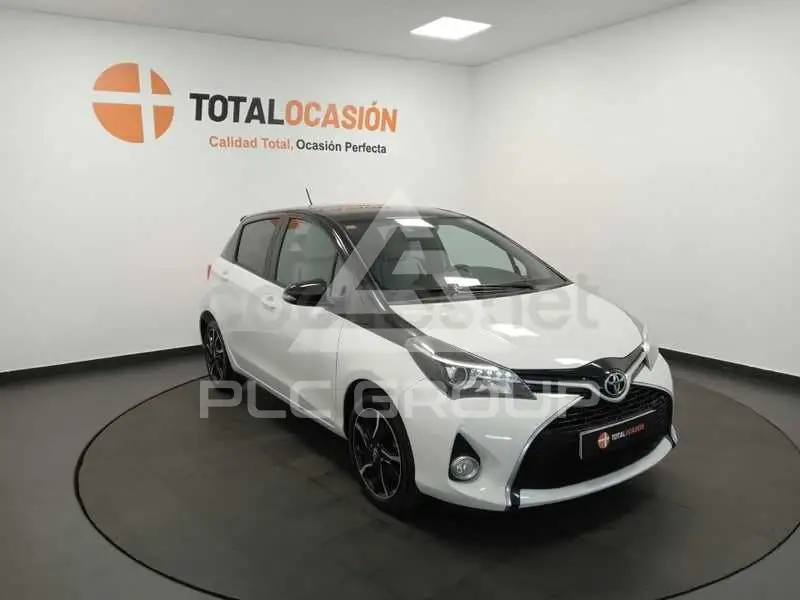 2016 Toyota YARIS
