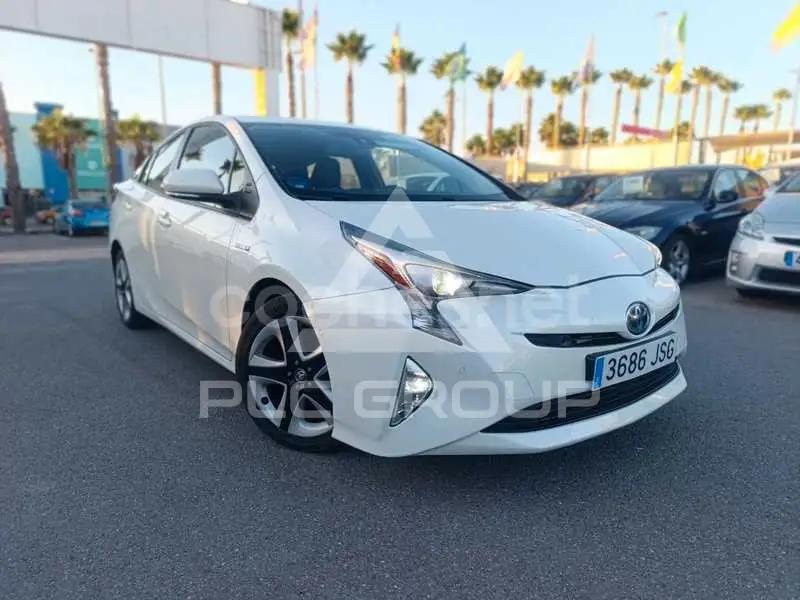 2016 Toyota PRIUS