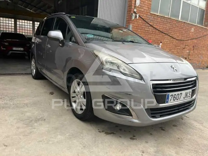 2016 Peugeot 5008