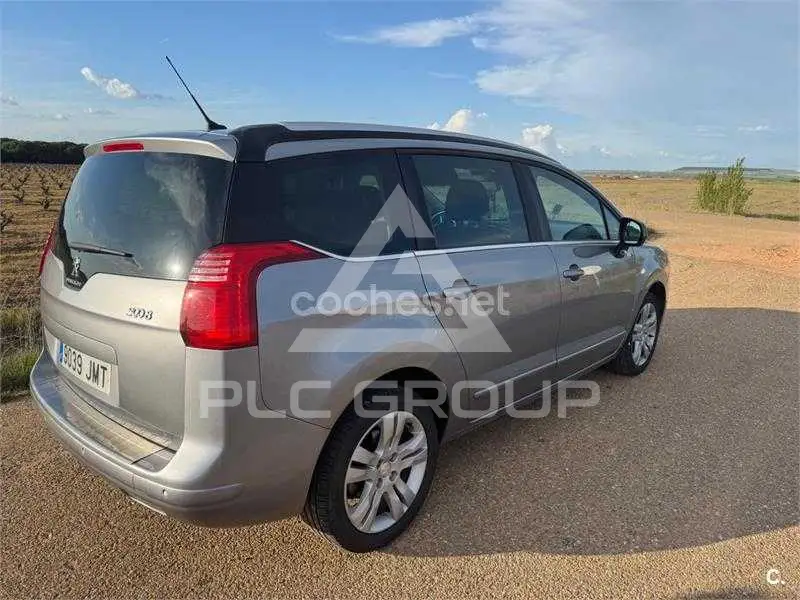 2016 Peugeot 5008