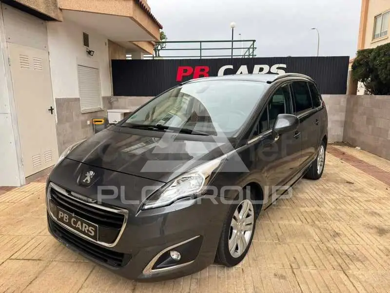 2016 Peugeot 5008
