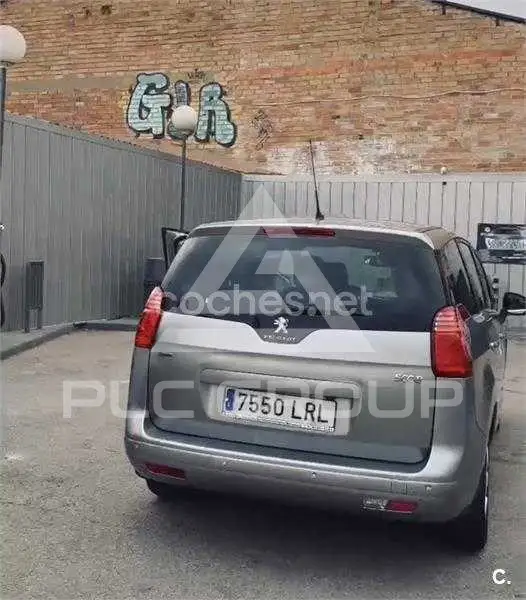 2016 Peugeot 5008
