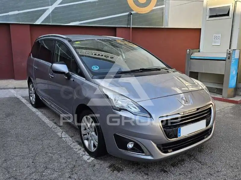 2016 Peugeot 5008