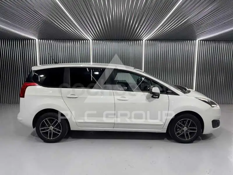 2016 Peugeot 5008