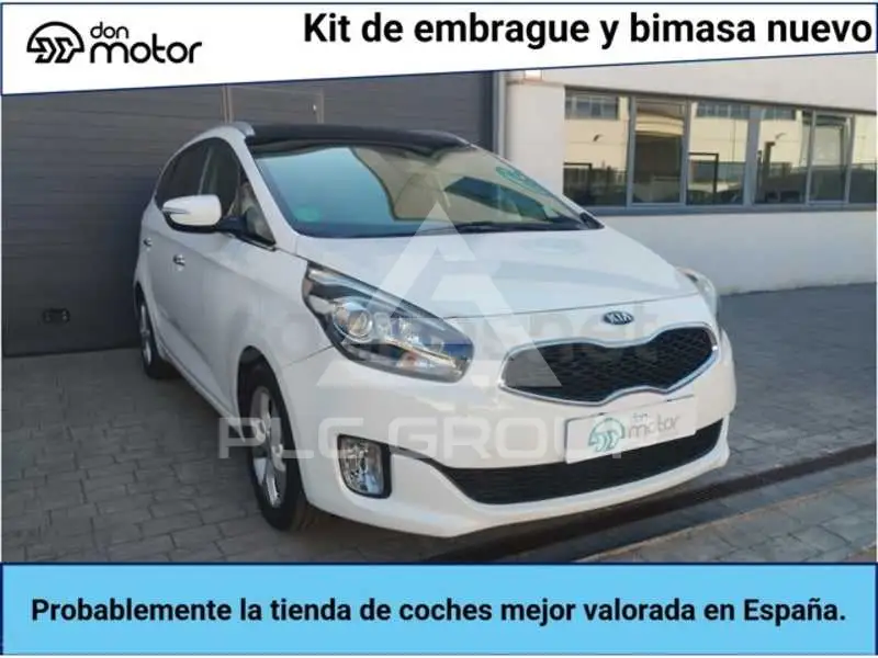 2016 KIA Carens