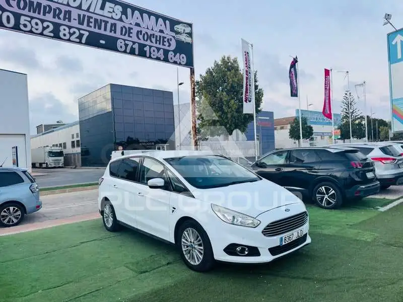 2016 Ford S-Max