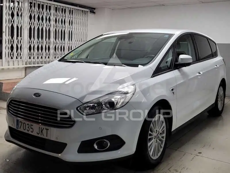 2016 Ford S-Max