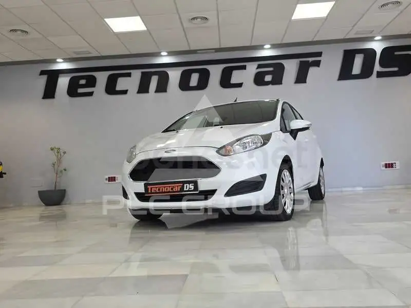 2016 Ford FIESTA