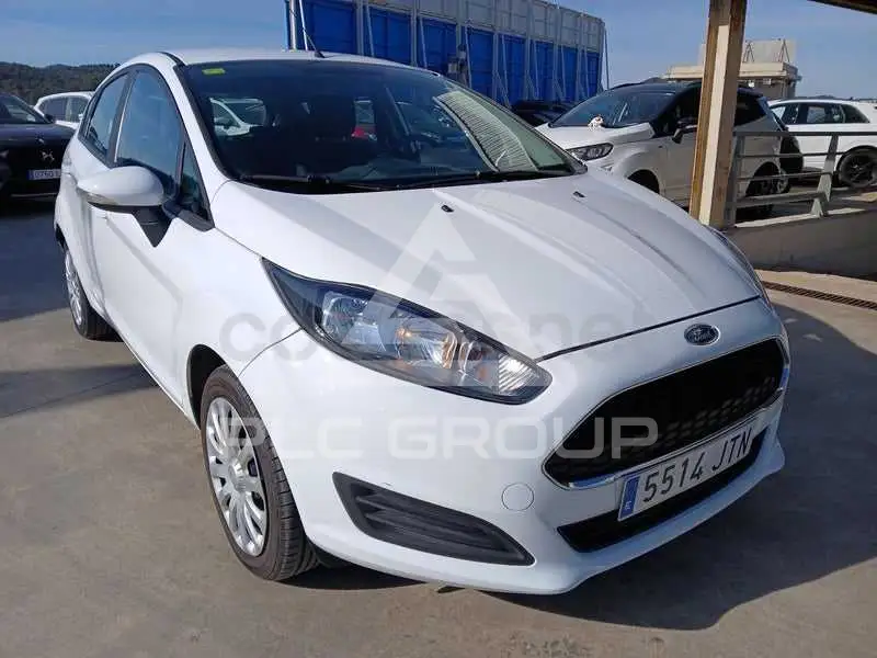 2016 Ford FIESTA