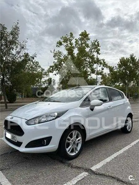 2016 Ford FIESTA