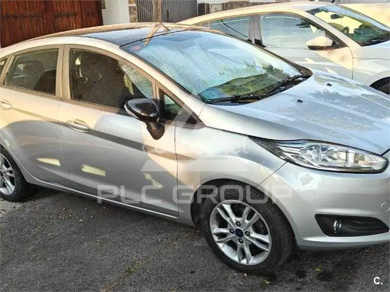 2016 Ford FIESTA