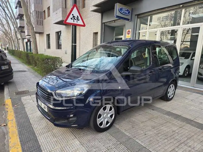 2016 Ford Tourneo