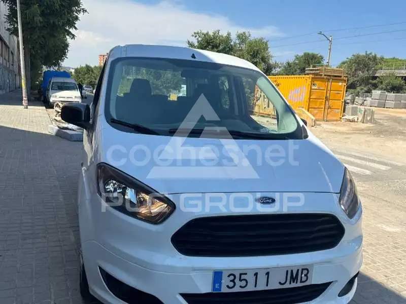 2016 Ford Tourneo