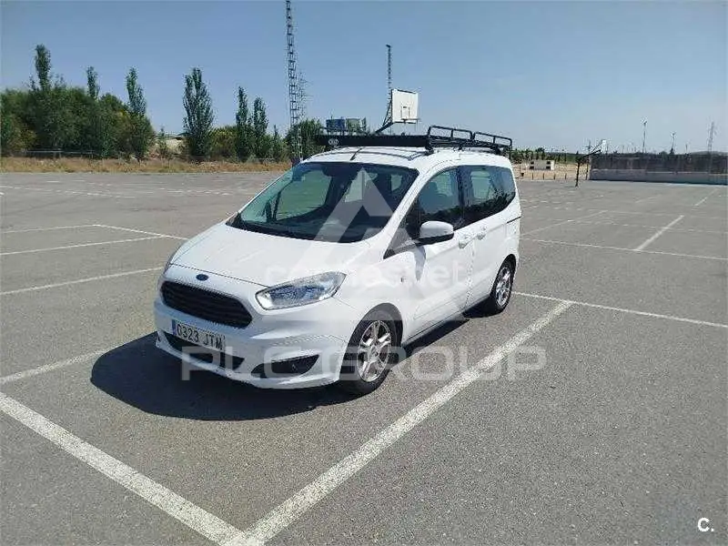2016 Ford Tourneo