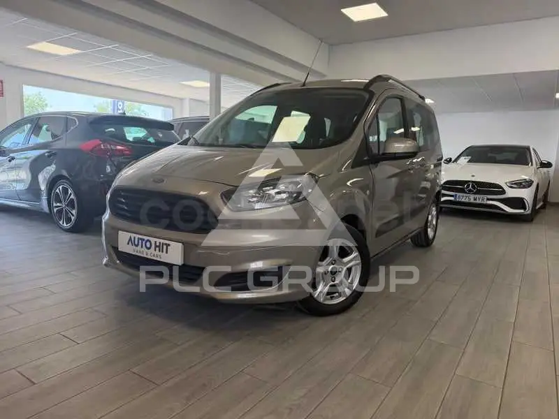 2016 Ford Tourneo