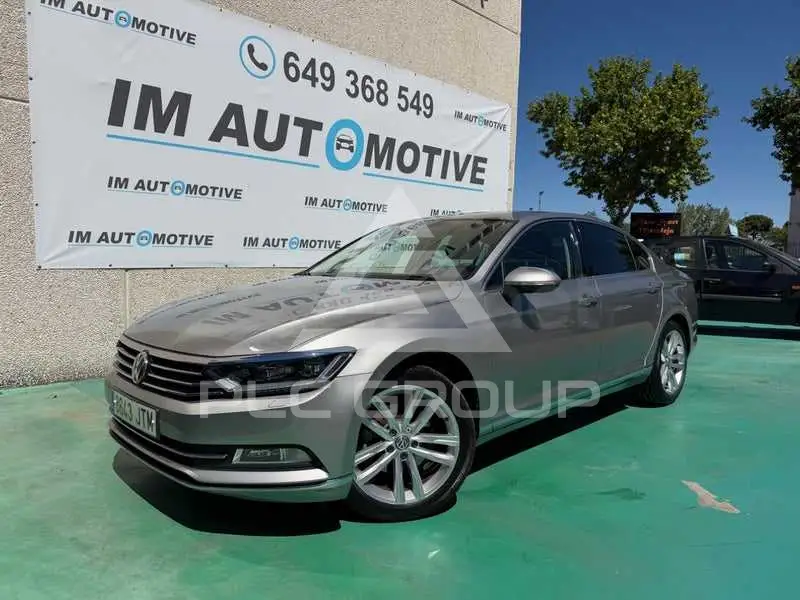 2016 Volkswagen Passat