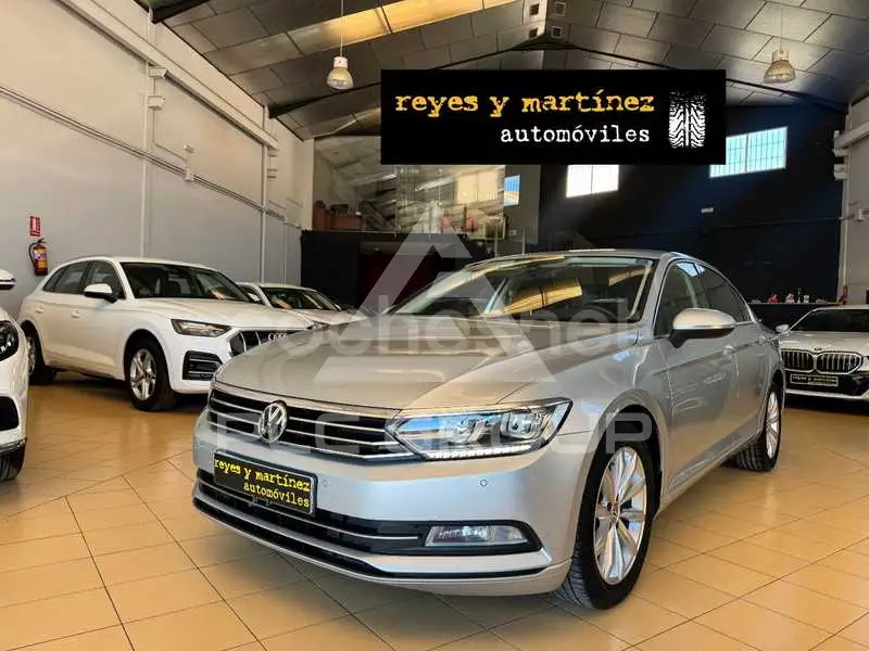 2016 Volkswagen Passat