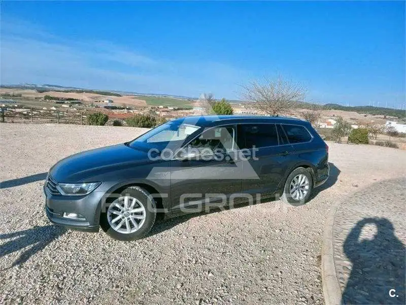 2016 Volkswagen Passat