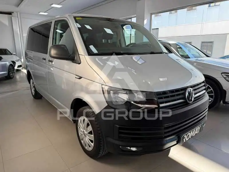 2016 Volkswagen CARAVELLE