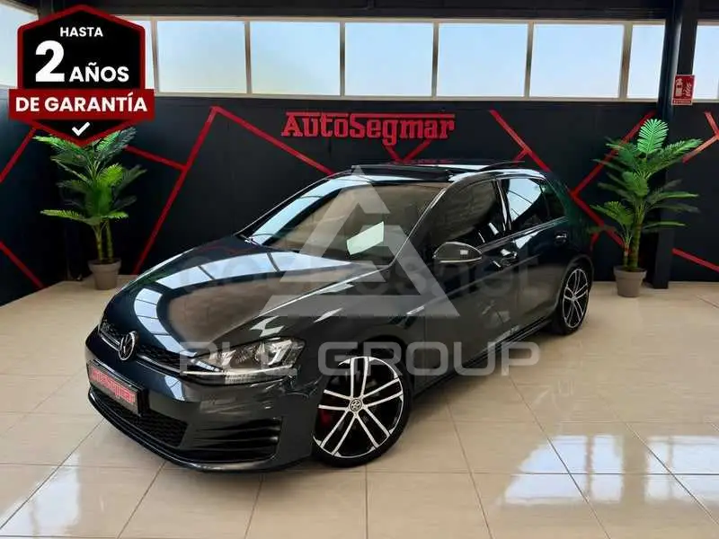 2016 Volkswagen GOLF