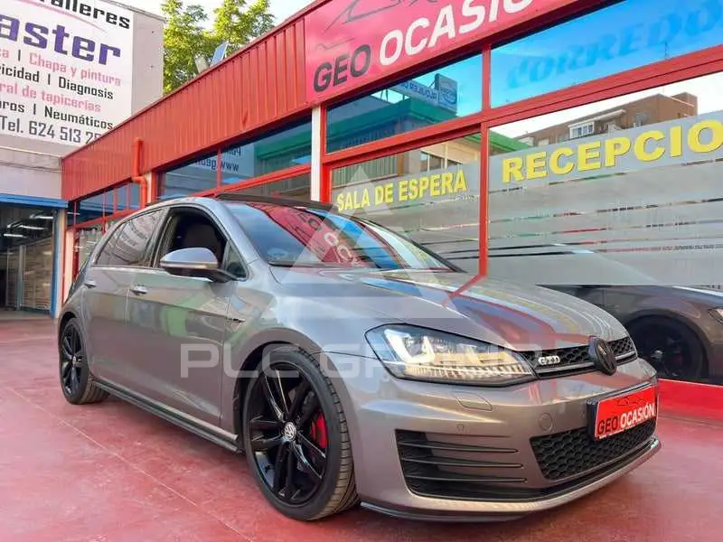 2016 Volkswagen GOLF