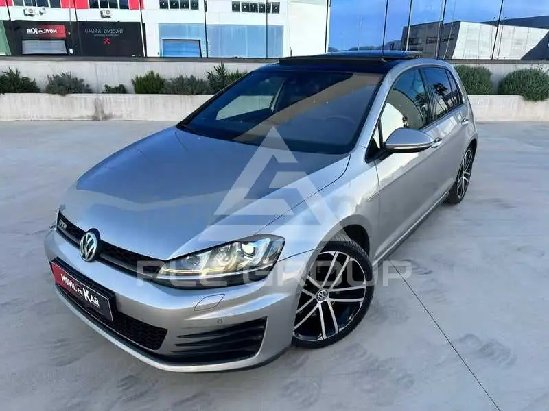 2016 Volkswagen GOLF