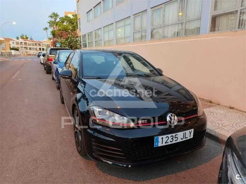 2016 Volkswagen GOLF