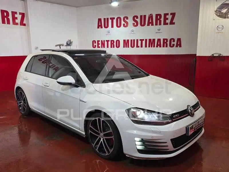 2016 Volkswagen GOLF