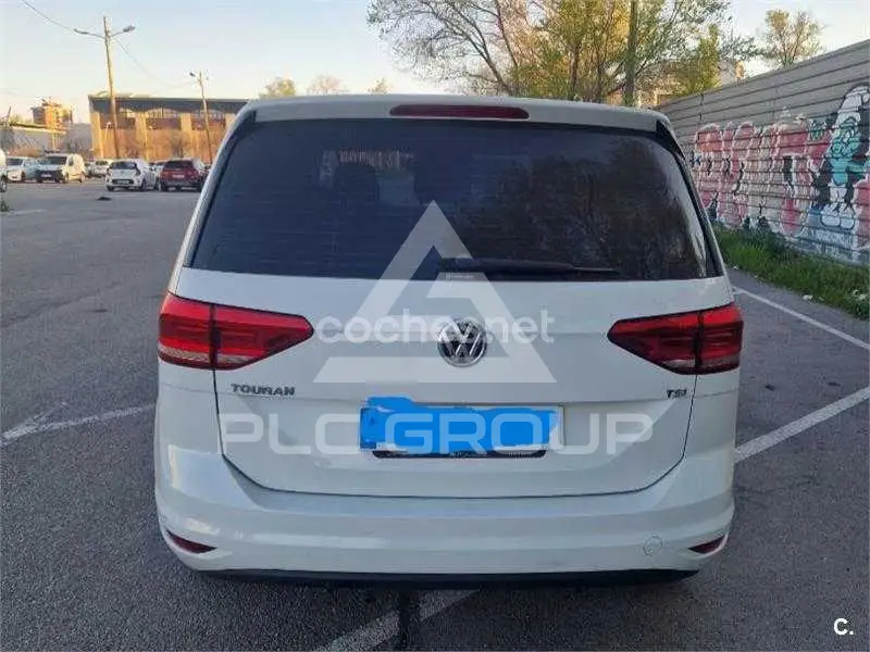 2016 Volkswagen Touran
