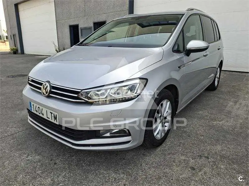 2016 Volkswagen Touran